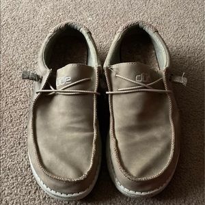 Hey dude shoes size 13